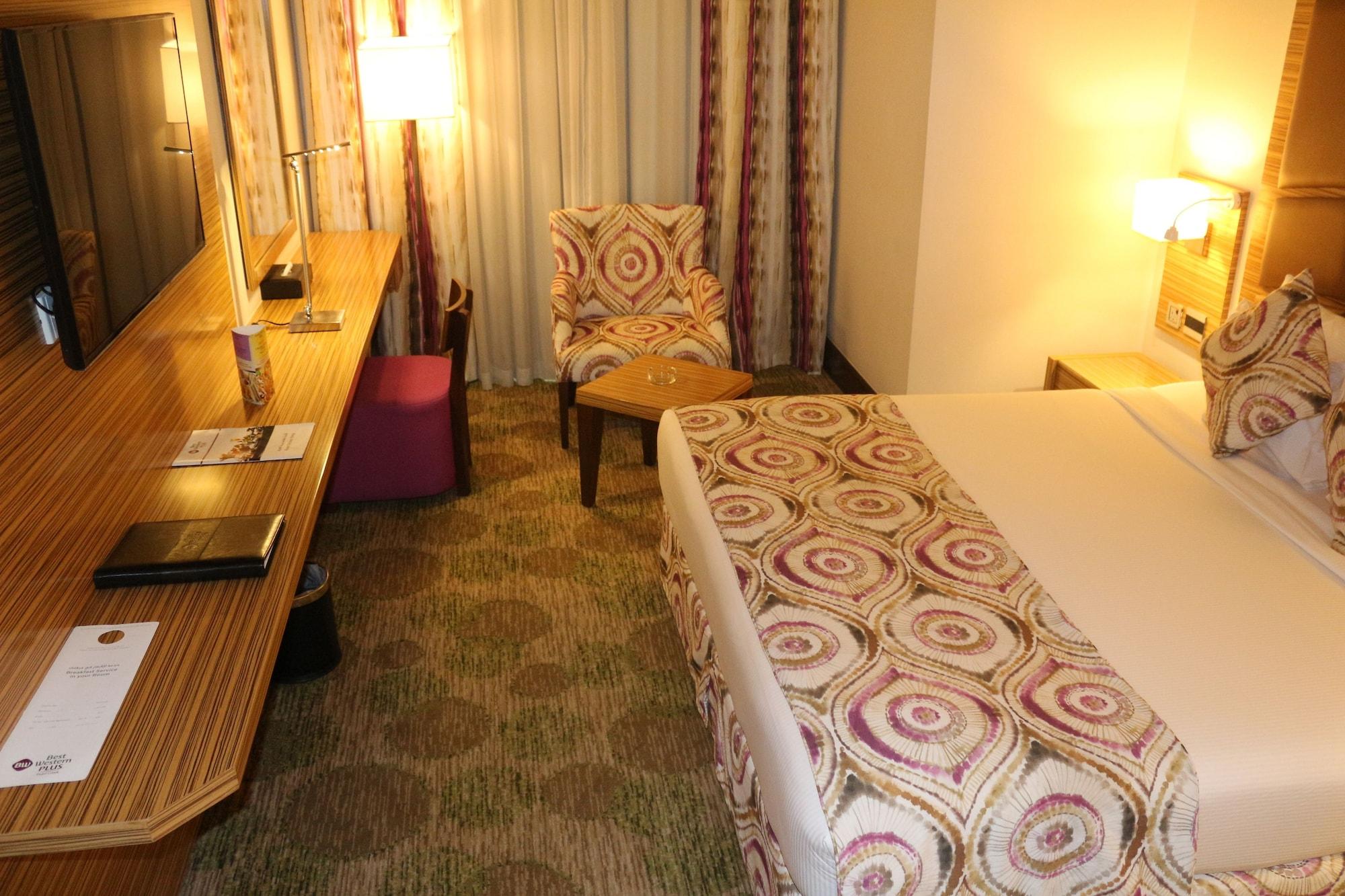 Best Western Plus Pearl Creek Dubai Ngoại thất bức ảnh