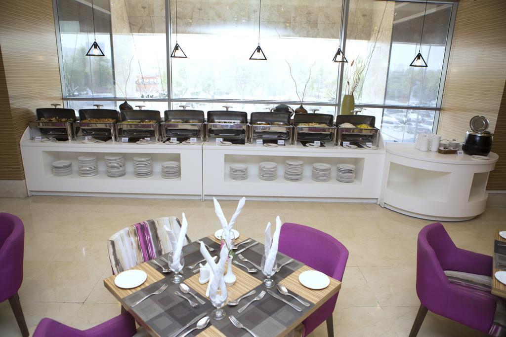 Best Western Plus Pearl Creek Dubai Ngoại thất bức ảnh